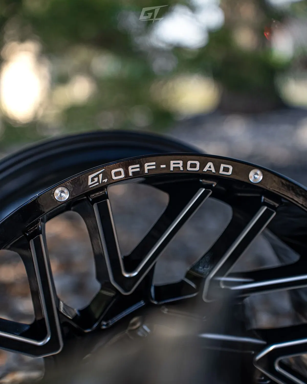 GT Off-Road Aggression lip detail