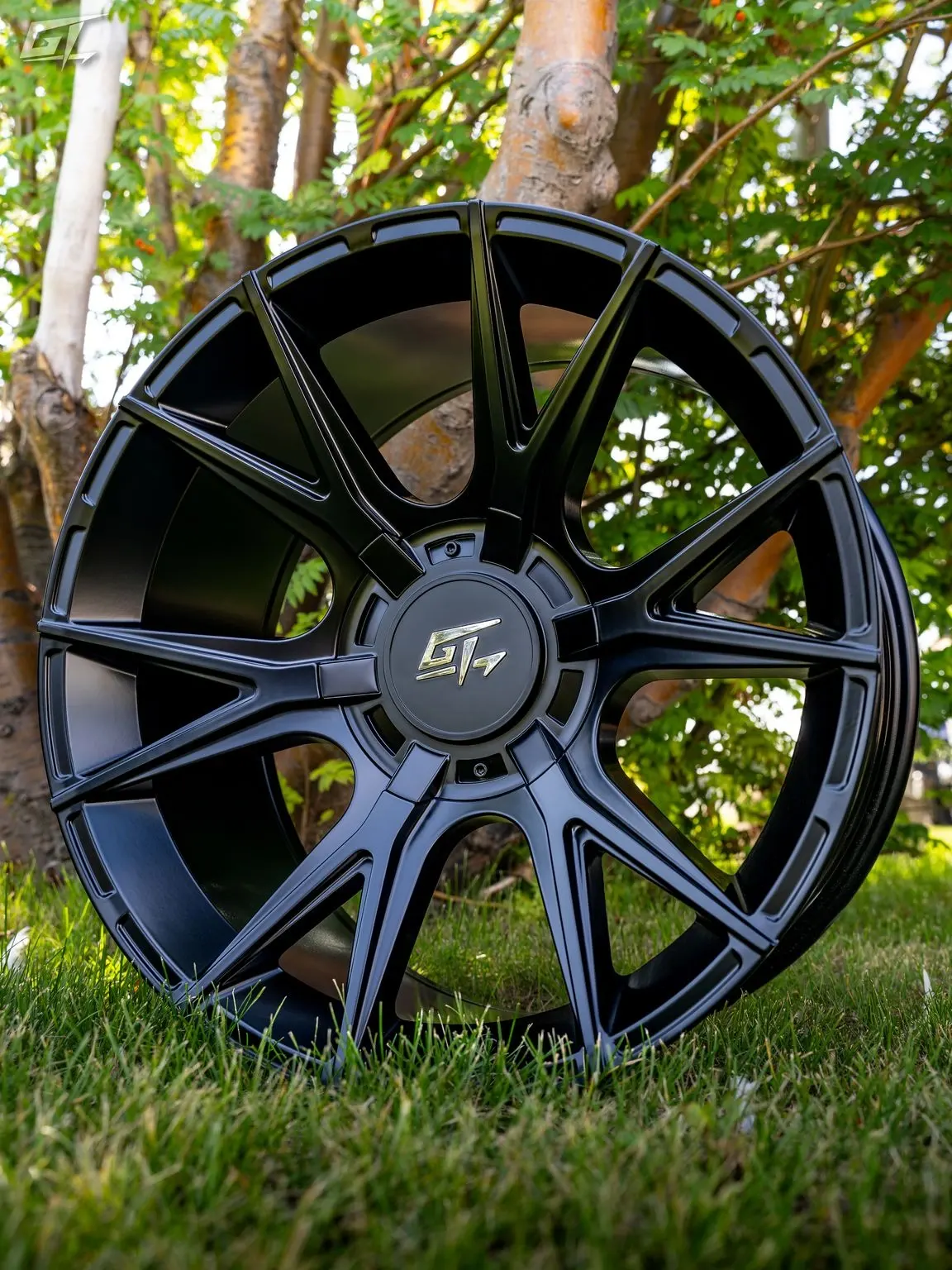 GT Off-Road Fusion in Satin Black