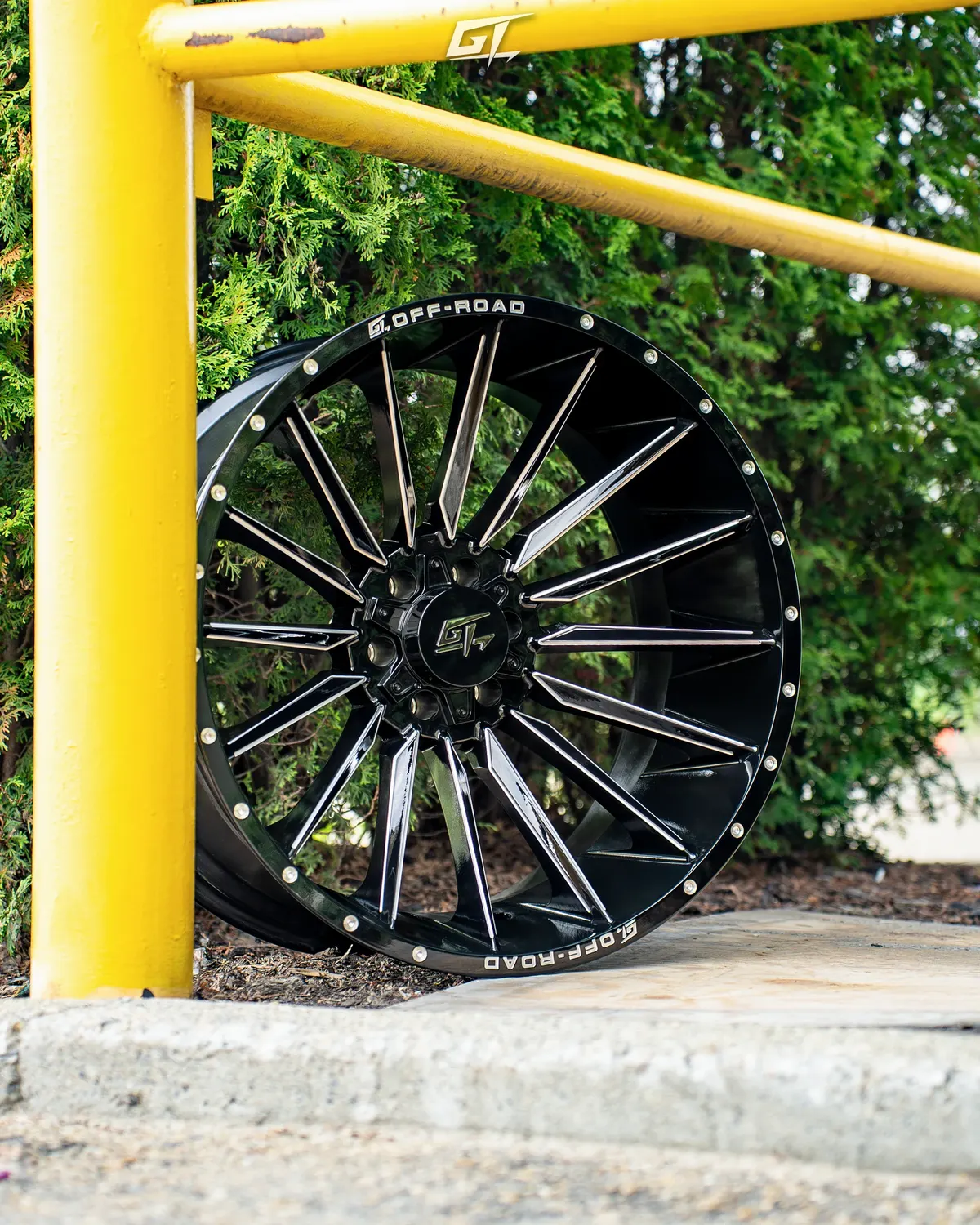GT Off-Road Stark wheel